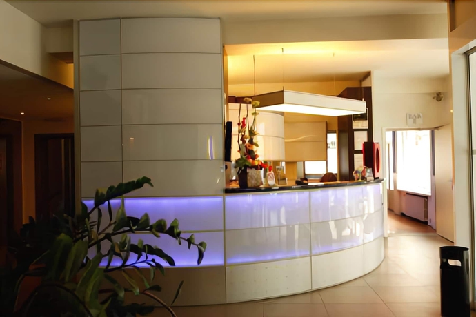 Imagen de los interiores del Hotel Europe, Ostende. Foto 18