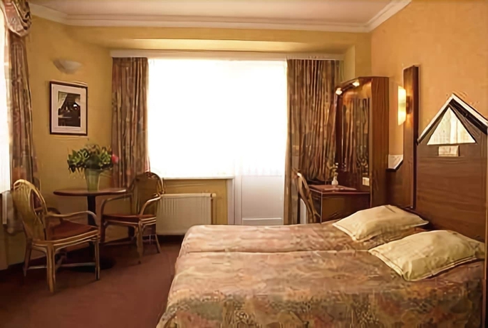 Imagen de la habitación del Hotel Europe, Ostende. Foto 14