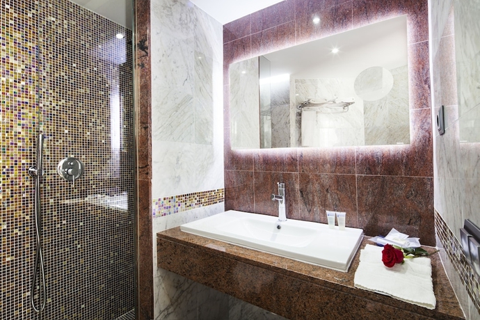 Imagen de la habitación del Hotel Europe Playa Marina - Adults Only. Foto 9