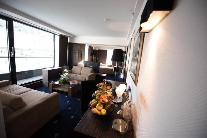 Imagen de la habitación del Hotel Europe, Sarajevo. Foto 11