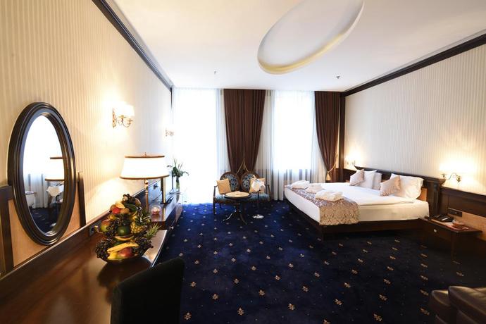 Imagen de la habitación del Hotel Europe, Sarajevo. Foto 12