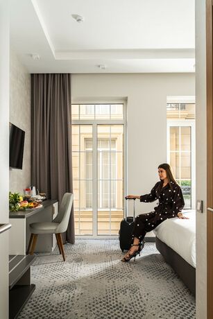 Imagen de la habitación del Hotel Europe, Taskent. Foto 16