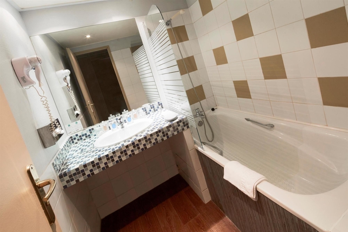 Imagen de la habitación del Hotel Europe and Spa. Foto 6