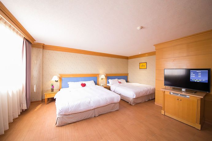Imagen de la habitación del Hotel European Castle. Foto 4