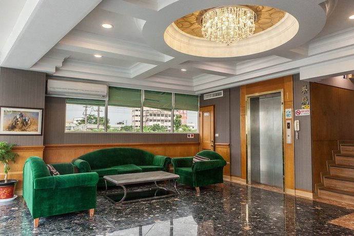 Imagen de los interiores del Hotel European Castle. Foto 19
