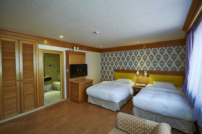 Imagen de la habitación del Hotel European Castle. Foto 14