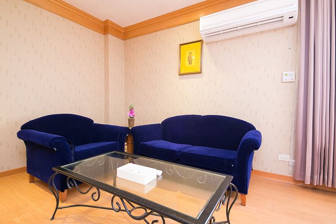 Imagen de la habitación del Hotel European Castle. Foto 16