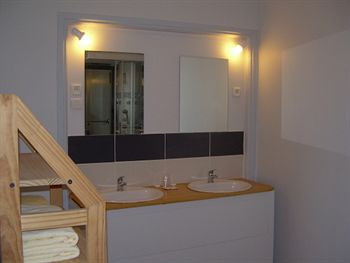 Imagen de la habitación del Hotel Europhotel Maupas. Foto 9