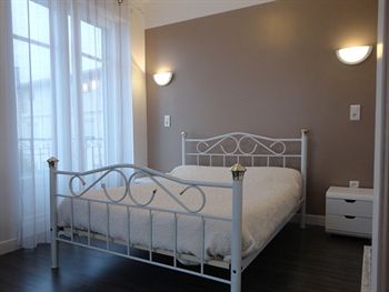 Imagen de la habitación del Hotel Europhotel Maupas. Foto 10