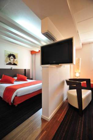 Imagen de la habitación del Hotel Europole. Foto 9