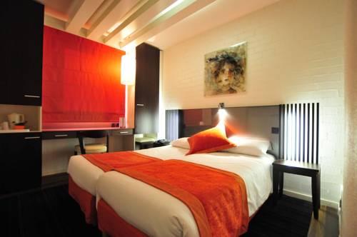 Imagen de la habitación del Hotel Europole. Foto 11