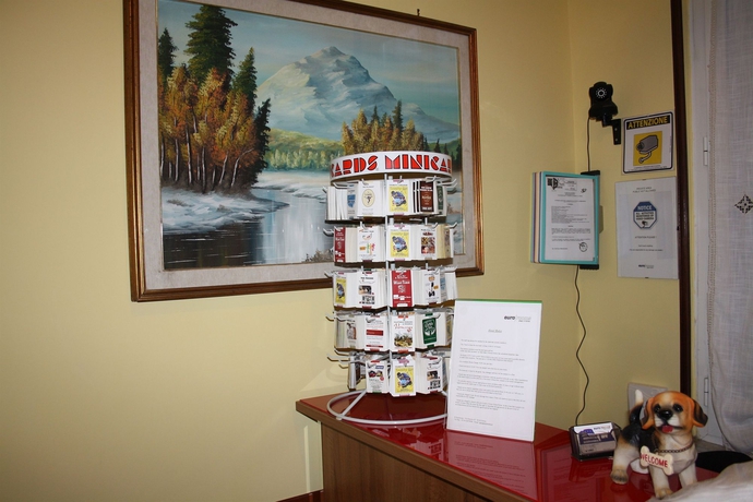 Imagen de los interiores del Hotel Eurorooms. Foto 6