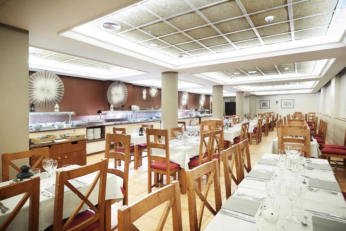 Imagen general del Hotel Euroski. Foto 9