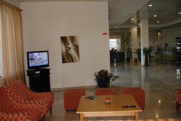 Imagen de los interiores del Hotel Eurosol Alcanena. Foto 11