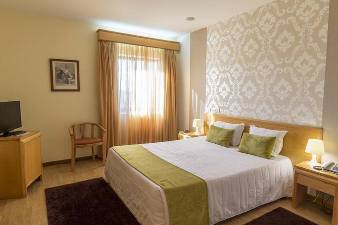 Imagen de la habitación del Hotel Eurosol Alcanena. Foto 8