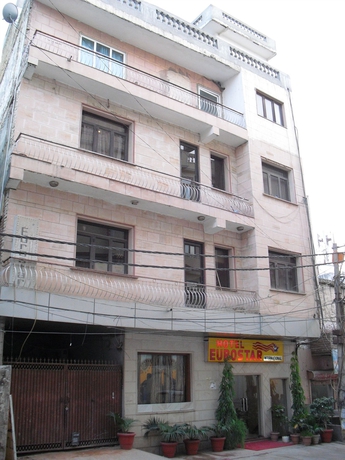 Imagen de los exteriores del Hotel Eurostar International. Foto 11