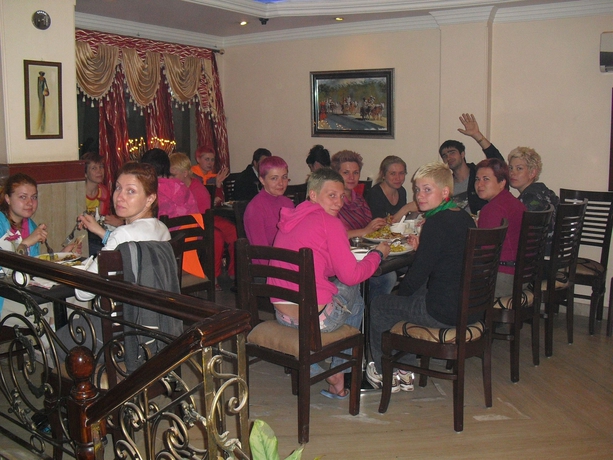 Imagen del bar/restaurante del Hotel Eurostar International. Foto 3