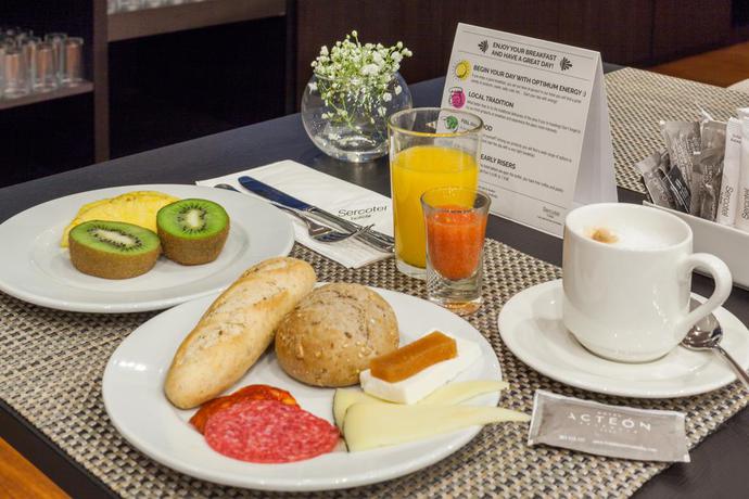 Imagen del bar/restaurante del Hotel Eurostars Acteón. Foto 4