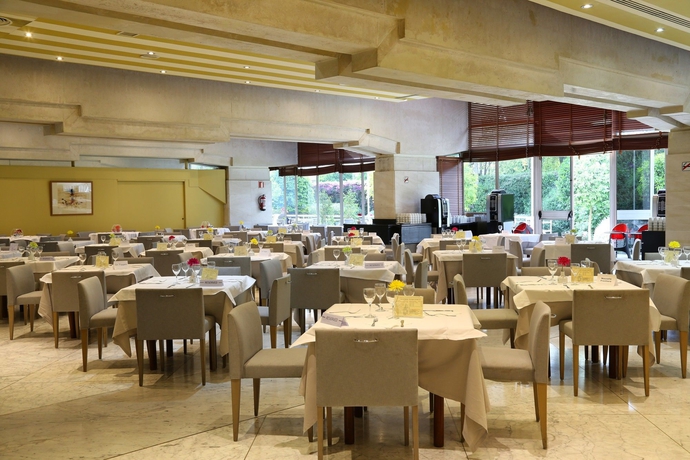 Imagen del bar/restaurante del Hotel Eurostars Al-Andalus Palace. Foto 2