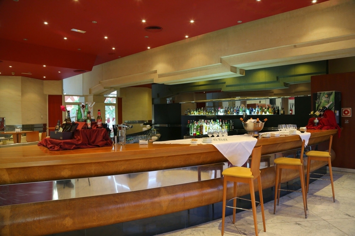 Imagen del bar/restaurante del Hotel Eurostars Al-Andalus Palace. Foto 3