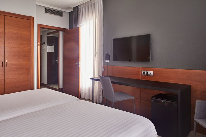 Imagen de la habitación del Hotel Eurostars Amara. Foto 4