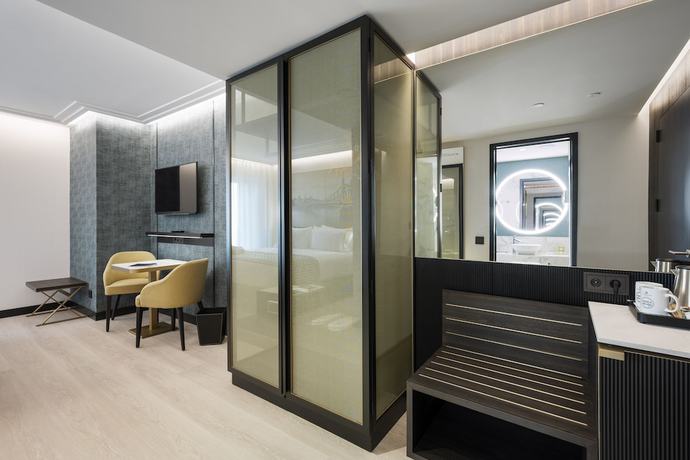 Imagen de la habitación del Hotel Eurostars Ambassador. Foto 2