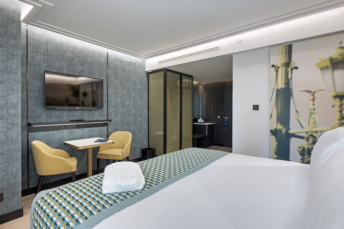 Imagen de la habitación del Hotel Eurostars Ambassador. Foto 10