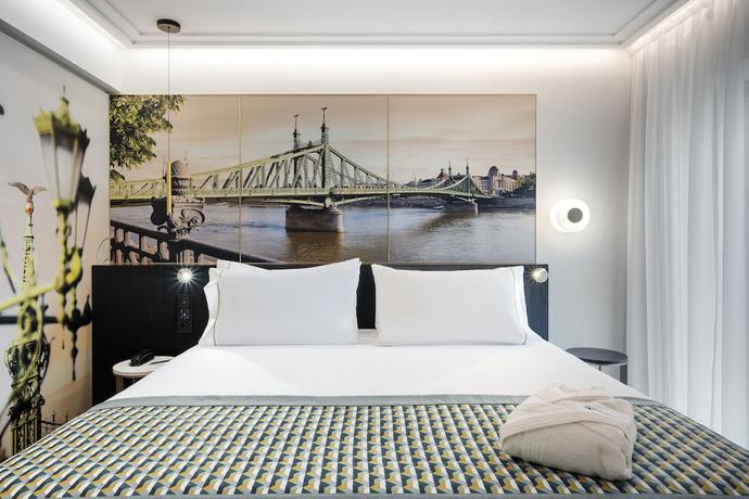 Imagen de la habitación del Hotel Eurostars Ambassador. Foto 13