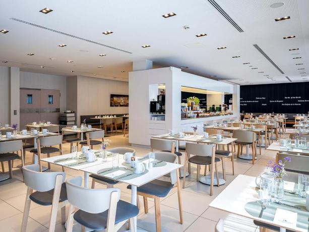 Imagen del bar/restaurante del Hotel Eurostars Book. Foto 2