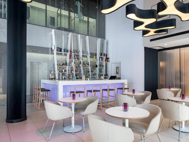 Imagen del bar/restaurante del Hotel Eurostars Book. Foto 4