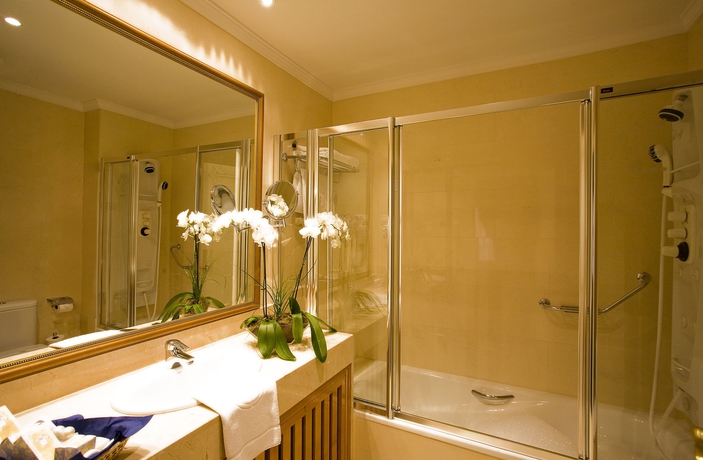 Imagen de la habitación del Hotel Eurostars Casa De La Lírica. Foto 5