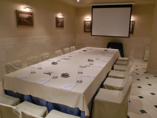 Imagen de los interiores del Hotel Eurostars Casa De La Lírica. Foto 9