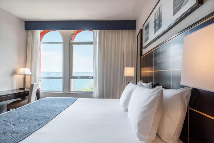 Imagen de la habitación del Hotel Eurostars Ciudad de la Coruña. Foto 15