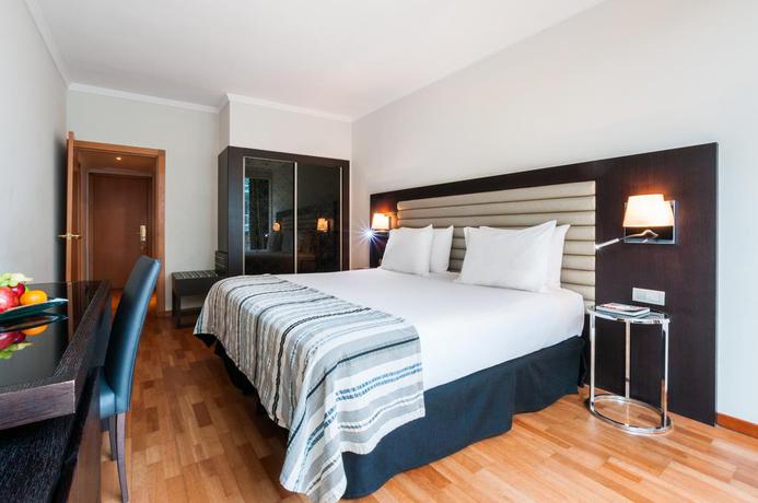 Imagen de la habitación del Hotel Eurostars Cristal Palace. Foto 8