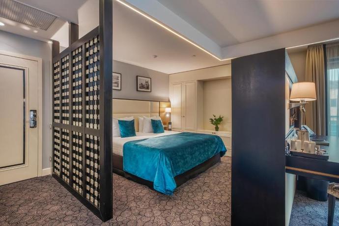 Imagen de la habitación del Hotel Eurostars Danube Budapest. Foto 10