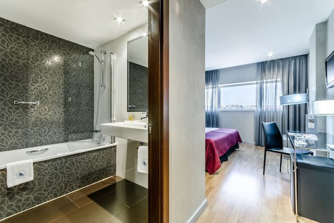 Imagen de la habitación del Hotel Eurostars Executive. Foto 8