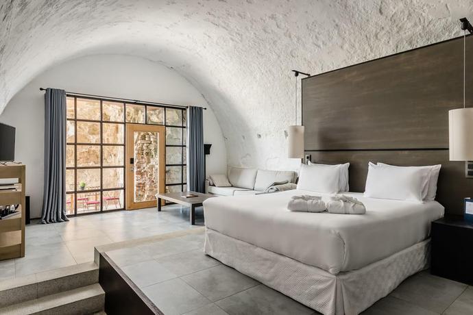 Imagen de la habitación del Hotel Eurostars Fuerte de la Concepción. Foto 5