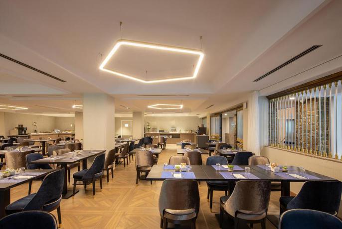 Imagen de los interiores del Hotel Eurostars Gran Lugo. Foto 11