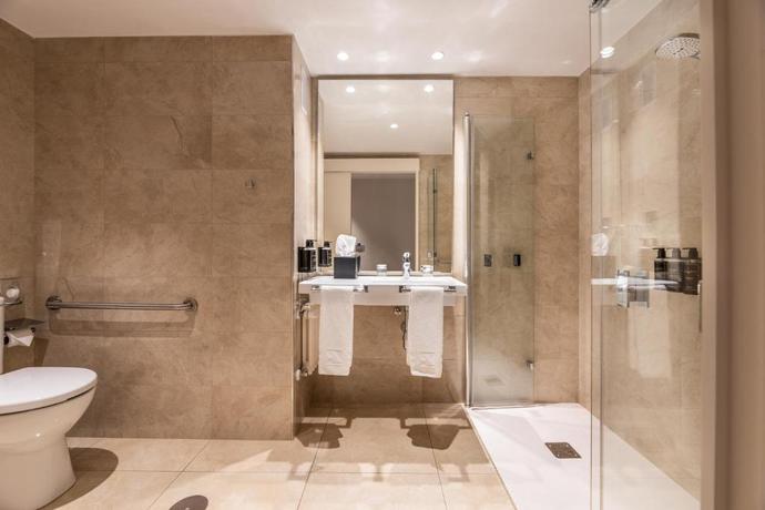Imagen de la habitación del Hotel Eurostars Gran Lugo. Foto 7