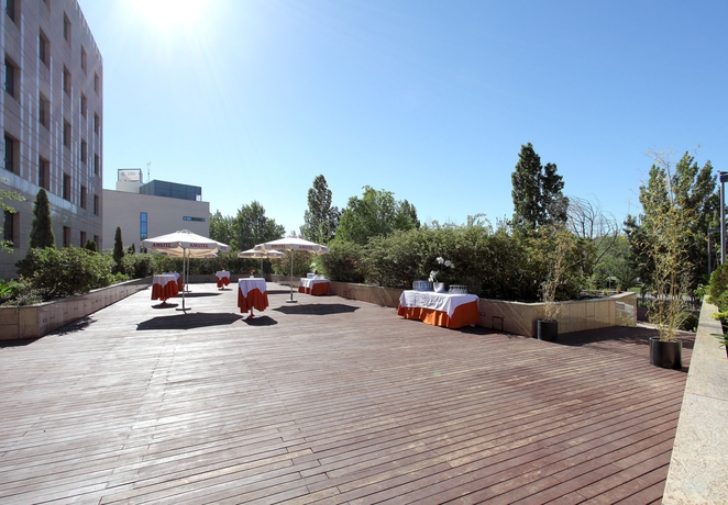 Imagen de los exteriores del Hotel Eurostars Gran Madrid. Foto 12