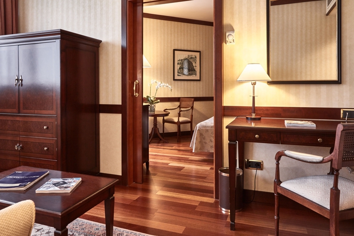 Imagen de la habitación del Hotel Eurostars Gran Santiago. Foto 6