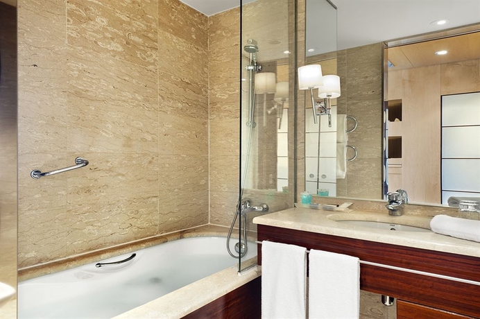 Imagen de la habitación del Hotel Eurostars Gran Valencia. Foto 9