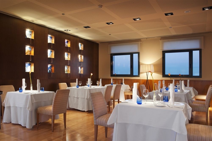 Imagen del bar/restaurante del Hotel Eurostars Gran Valencia. Foto 4