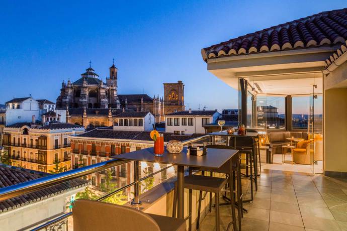 Imagen del bar/restaurante del Hotel Eurostars Gran Vía. Foto 3