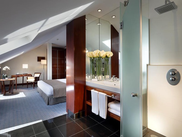 Imagen de la habitación del Hotel Eurostars Gran Vía. Foto 9