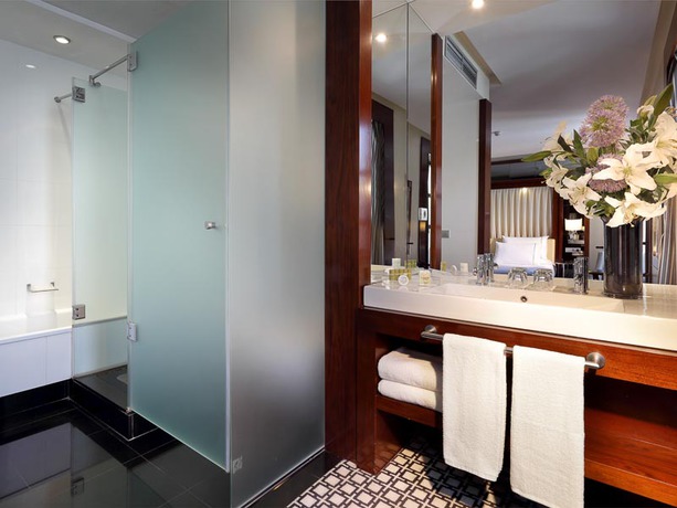 Imagen de la habitación del Hotel Eurostars Gran Vía. Foto 10