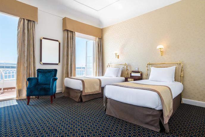 Imagen de la habitación del Hotel Eurostars Gran hotel la Toja. Foto 2