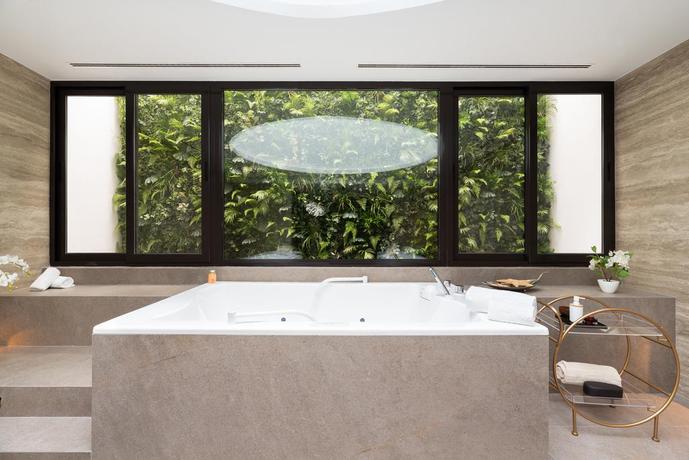 Imagen de los interiores del Hotel Eurostars Gran hotel la Toja. Foto 11