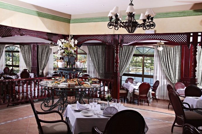 Imagen del bar/restaurante del Hotel Eurostars Grand Cayacoa. Foto 5