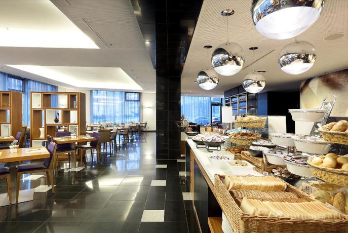 Imagen del bar/restaurante del Hotel Eurostars Grand Central. Foto 3